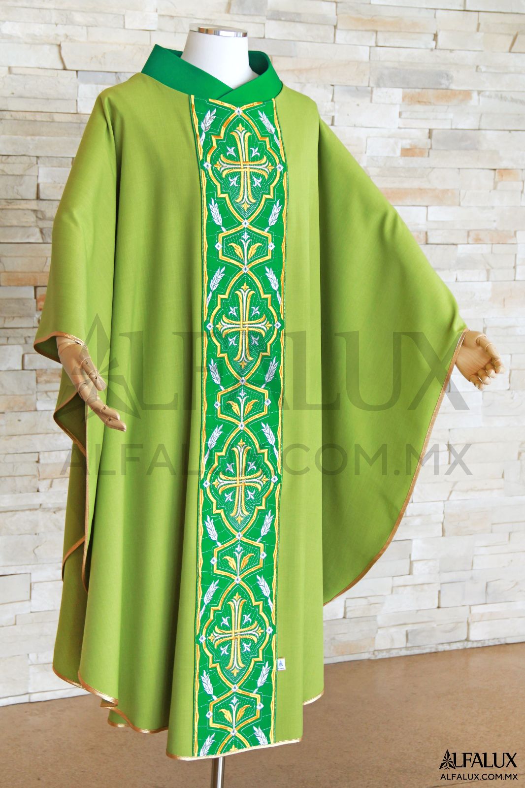 04 IMPERIAL2 Alfalux Casulla Verde Manzana Bandera Central 200 (4)